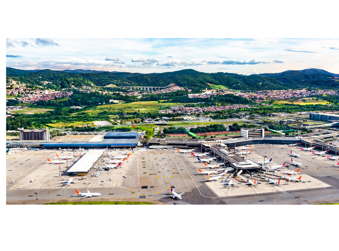 CIAS AÉREAS SUSPENDEM OPERAÇÕES  NO AEROPORTO DE GUARULHOS